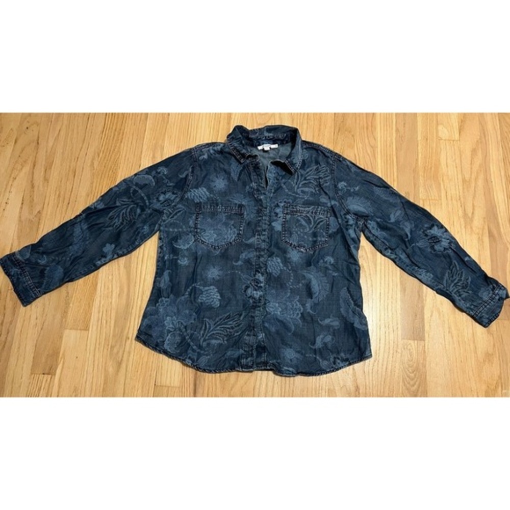 Chicos Jeans Shirt Womens Size 10‎ Blue Denim Floral Embroidered Long Sleeve